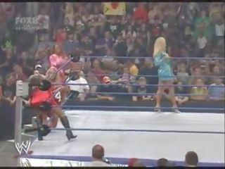 Smackdown divaer bikini mesterskap - video dailymotion